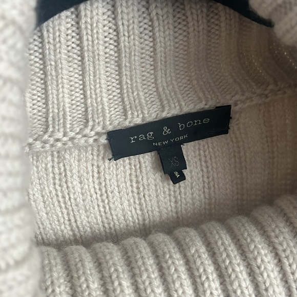 Rag & Bone 100% Merino Wool Turtleneck Sweater Size XS - Picture 2 of 5